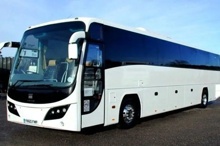 Bus Rental in Agra