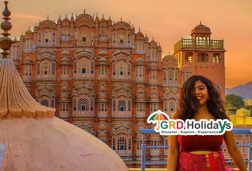 Delhi to Jaipur private tour at Hawa Mahal